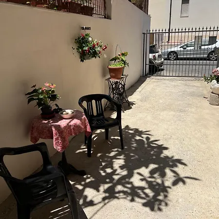 A Pochi Passi Dal Mare *